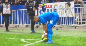 4胜2平不败直通美加墨！瑞士队史第13次晋级世界杯正赛（瑞士4胜2平保持不败直通美加墨，第13次跻身世界杯正赛）