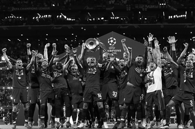 曼联12天4战!对纽卡+3支保级队，全取12分有望进前四争欧冠席位（曼联12天连踢4场：战纽卡加三支保级队，若满分12分有望跻身前四冲击欧冠）