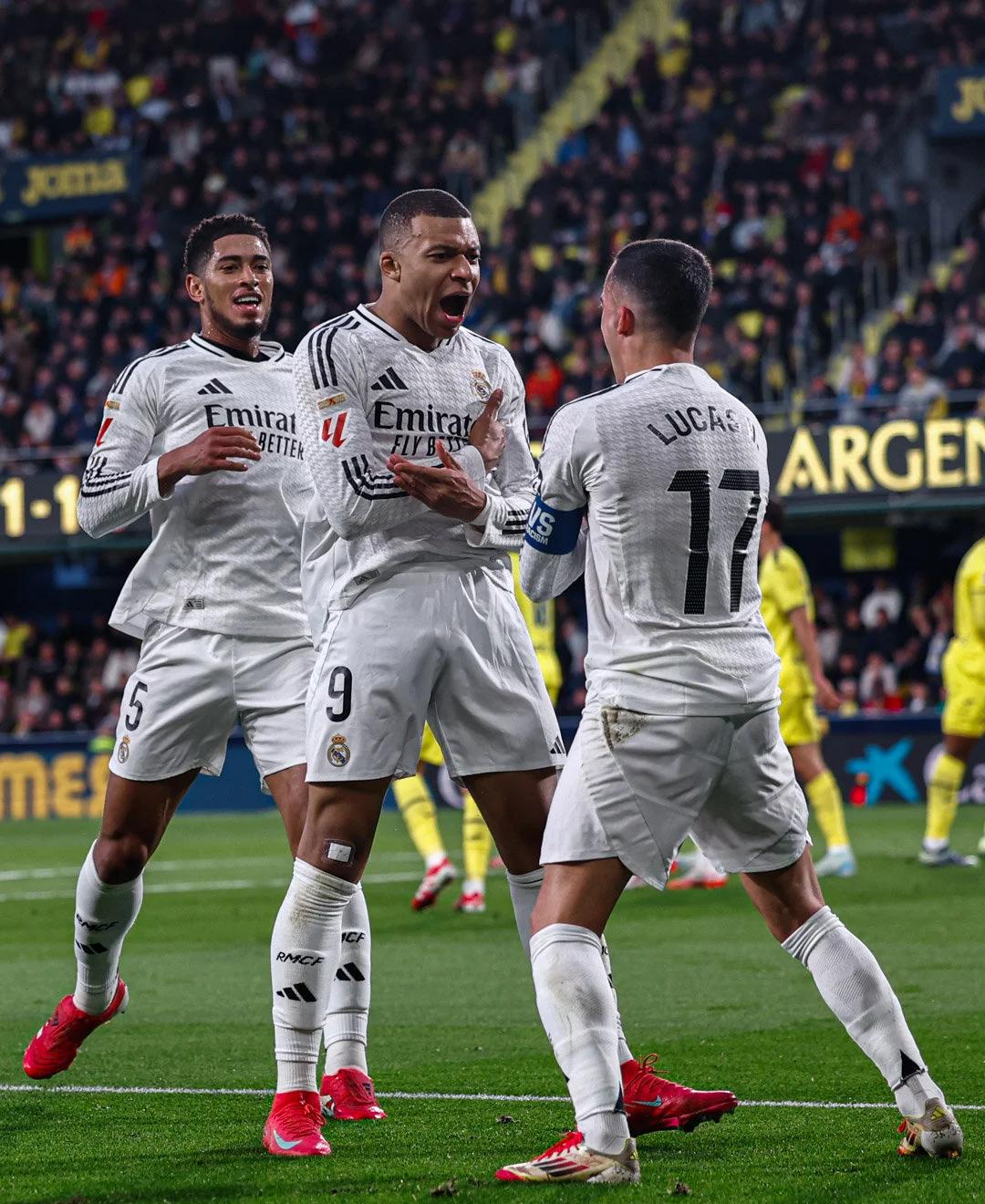 球星多项数据刷新赛季纪录（球星多项数据创赛季新高）