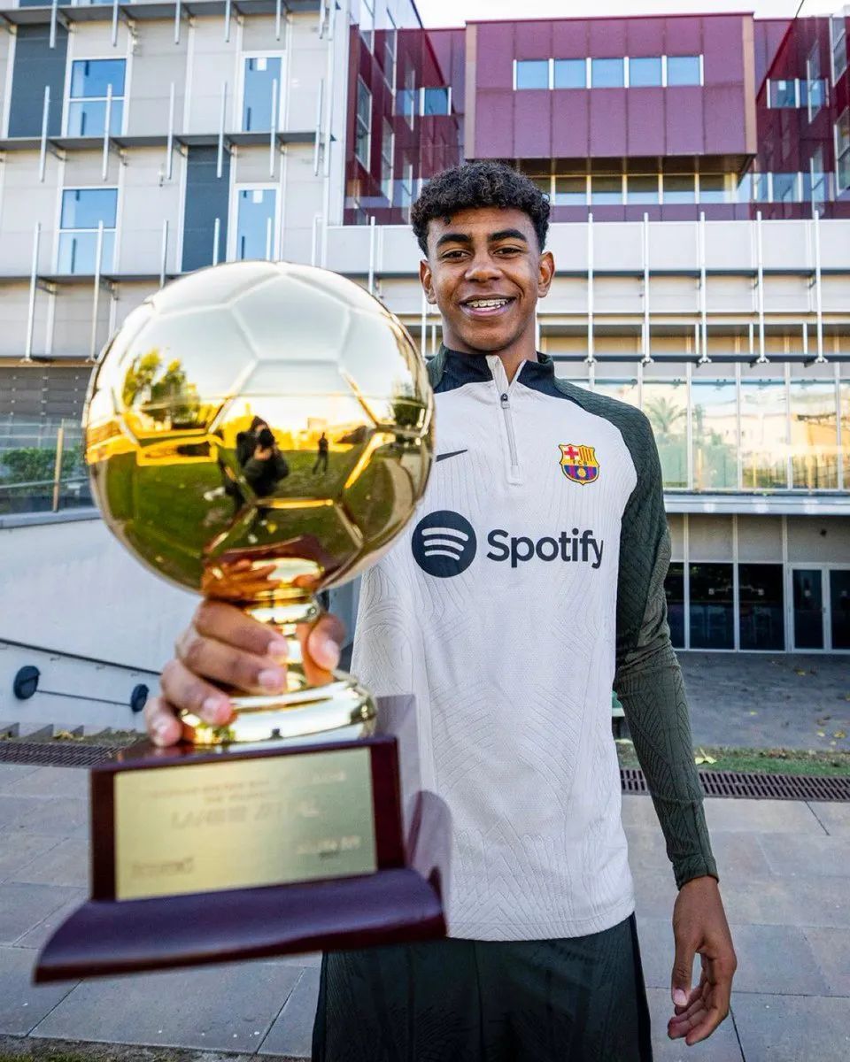 1500米的独孤求胜她做到了！残特奥会女选手独自完成1500米比赛（她做到了：残特奥会女子选手独自跑完1500米）