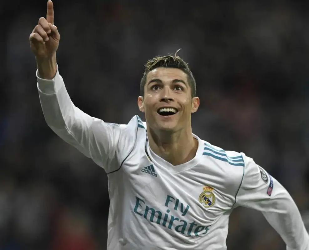 迪卡尼奥：国米仍是意甲综合实力最强；罗马买个好前锋能争冠（迪卡尼奥：国米综合实力仍居意甲之首；罗马若引进强力前锋也能冲冠）