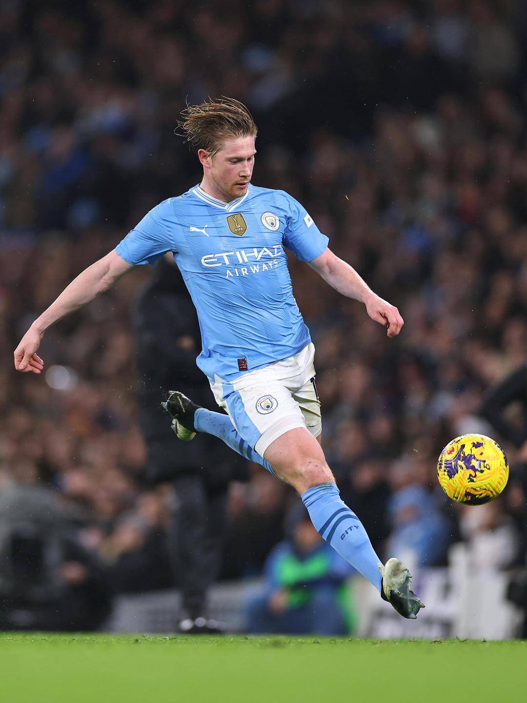 利物浦边路冲击力惊人（利物浦边路杀伤力十足）