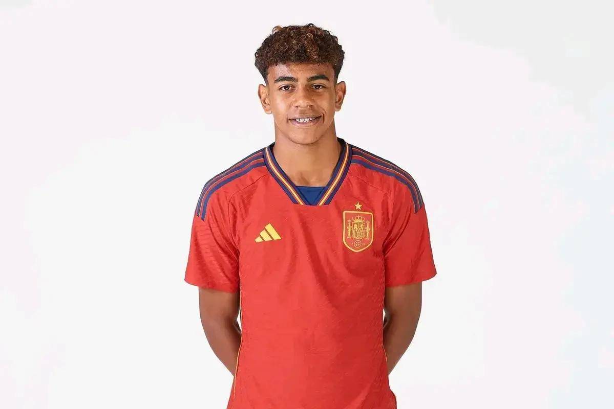 米体：米兰高层已知晓特奥专访内容，并决定不做回应淡化处理（米体：米兰高层已知特奥专访内容，选择不予回应以淡化风波）