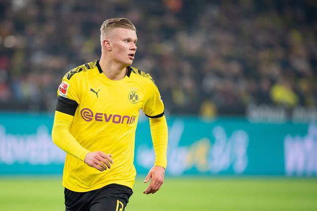 皇马欧冠客战利物浦大名单：阿诺德战旧主，贝林、姆巴佩在列（皇马欧冠客场对阵利物浦名单出炉：阿诺德对阵旧主，贝林厄姆与姆巴佩入选）